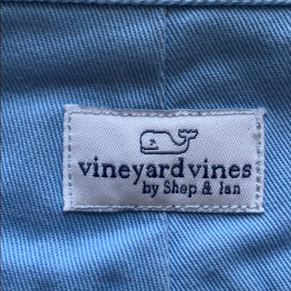 Vineyard vines shorts - Picture 3 of 5